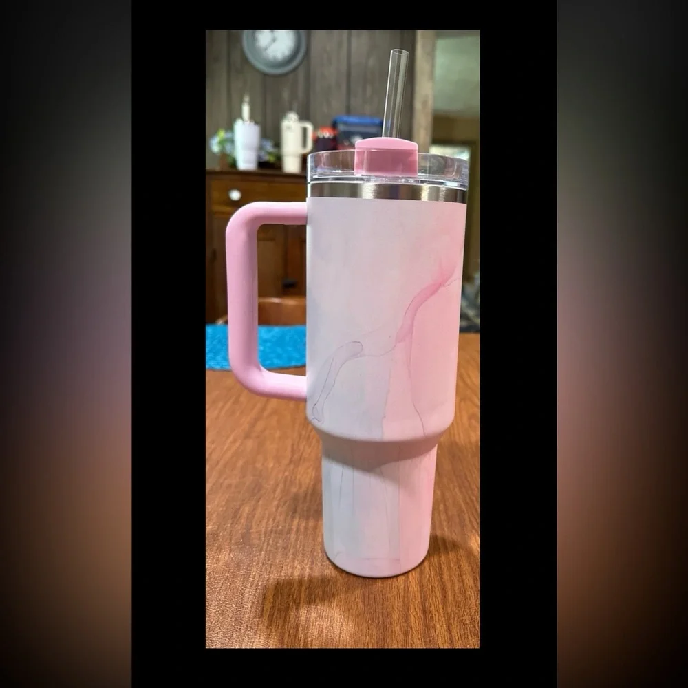 stanley 40 oz quencher Tumbler - Picture 2 of 9